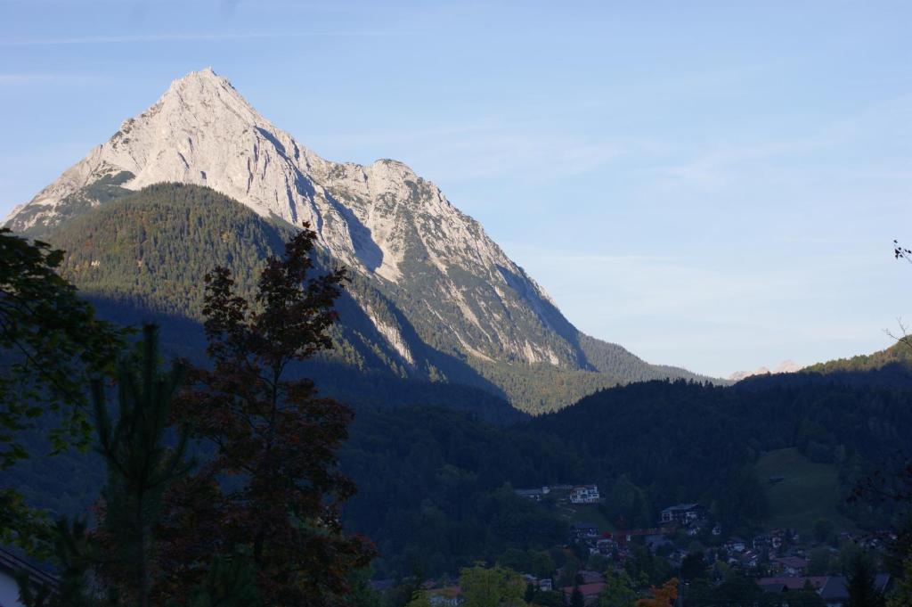 Gaestehaus Laerchenhang Mittenwald Extérieur photo
