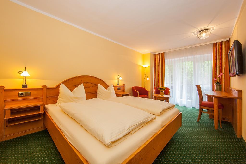 Gaestehaus Laerchenhang Mittenwald Extérieur photo