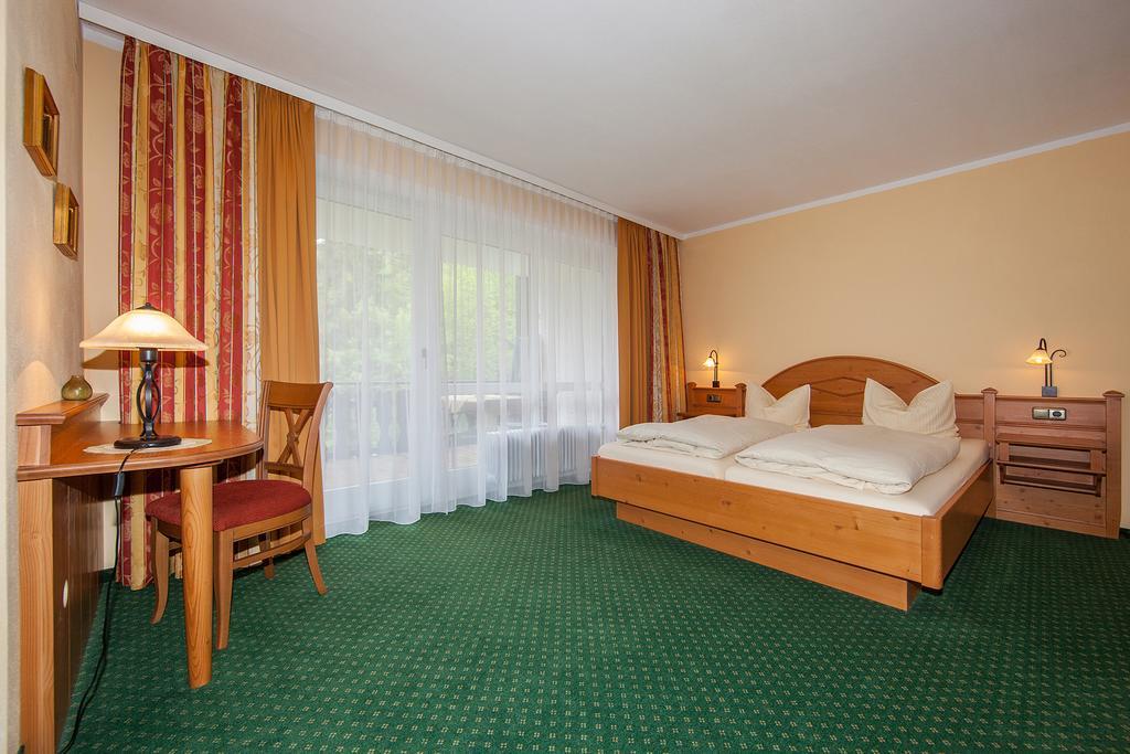 Gaestehaus Laerchenhang Mittenwald Extérieur photo